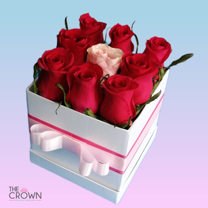 Cubo de 9 Rosas. - The crown