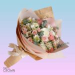 Ramo Mix de Rosas – Mini Rosas y Astromelias en tonos claros.